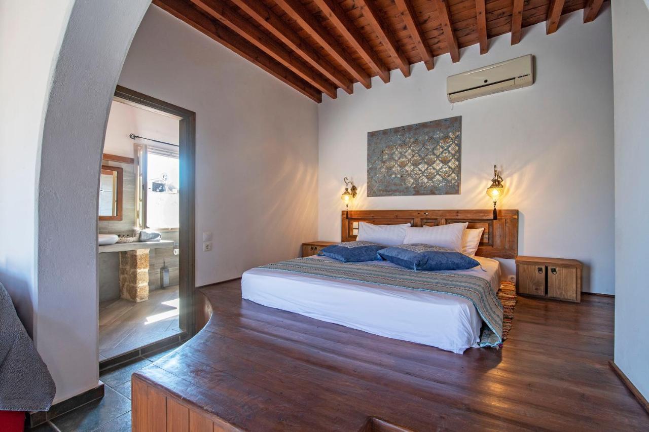 Saint Artemios Boutique Hotel Rhodes City Екстериор снимка